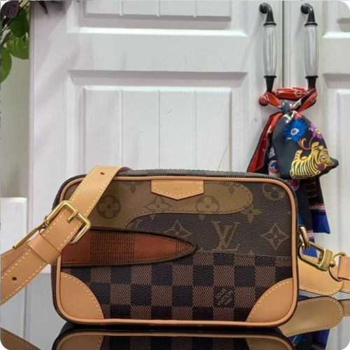 루이비통 2025 니고 트로카데오 크로스백 메신저백 가방 백