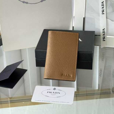 프라다 2025 엠보 로고 와펜 브라운 컬러 오거나이저 지갑