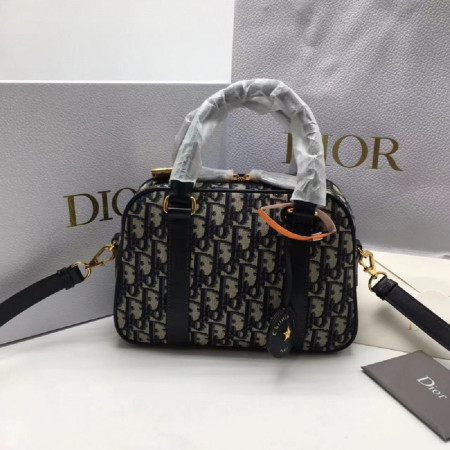 디올 오블리크 볼링백 미디움 (지수 pick)