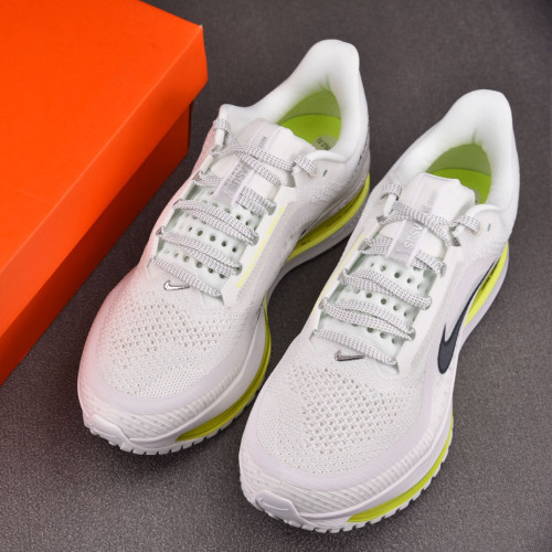 나이키 페가수스 프리미엄 화이트 서밋 화이트 HQ2592-100