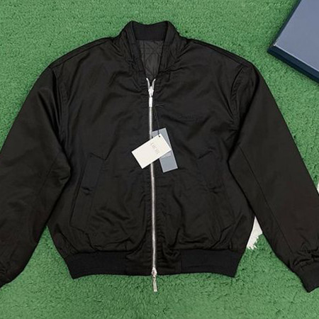 디올 리버시블 까나쥬 바시티 (남성용)